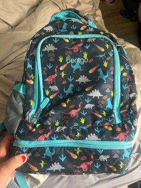 Bentgo 2 in 1 lunchbox backpack dinosaur print